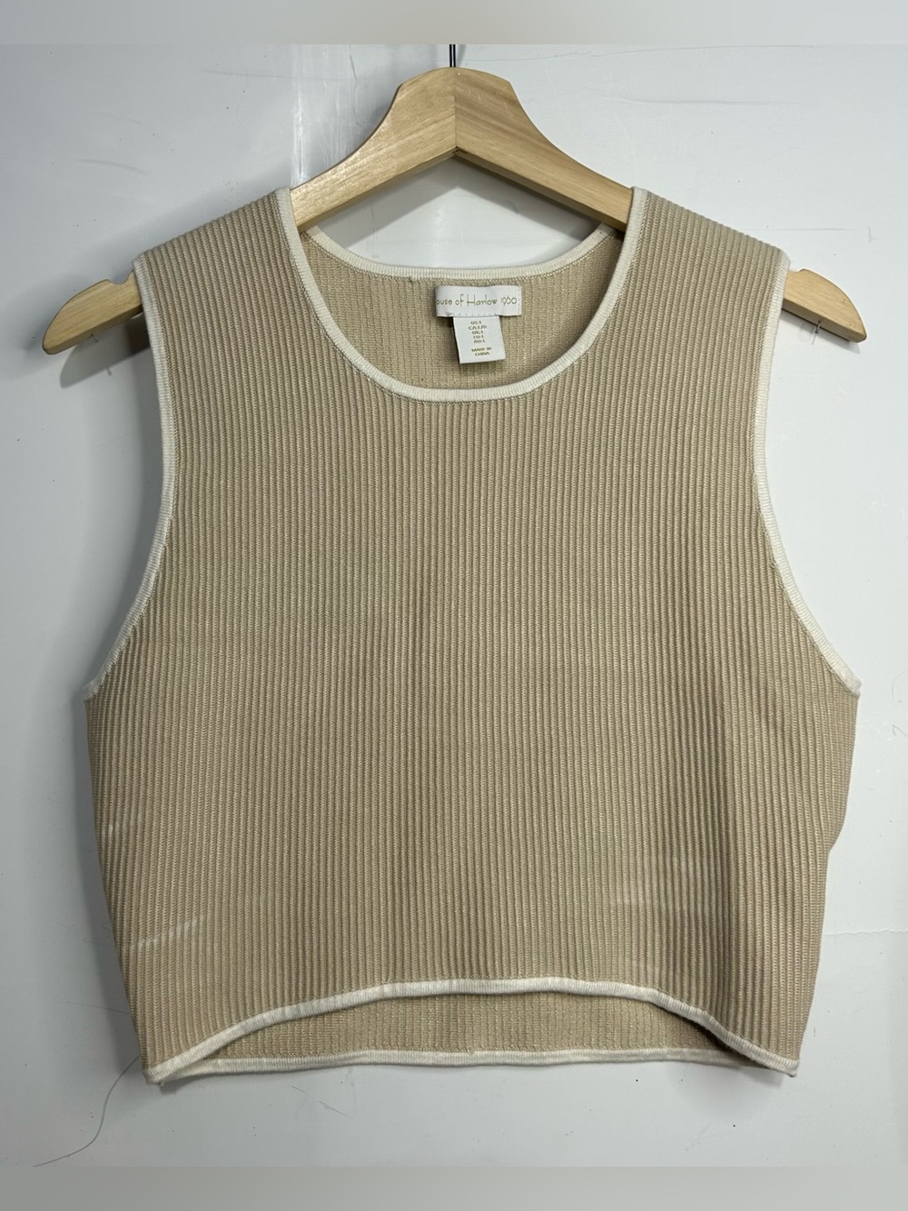 5 for $25🔥House of Harlow 1960 Cropped Knit Cream Tank Top Large - Picture 1 of 6